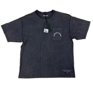 Distorted People - Vintage Spirit Heavy Oversized Pocket Print tee in Gray